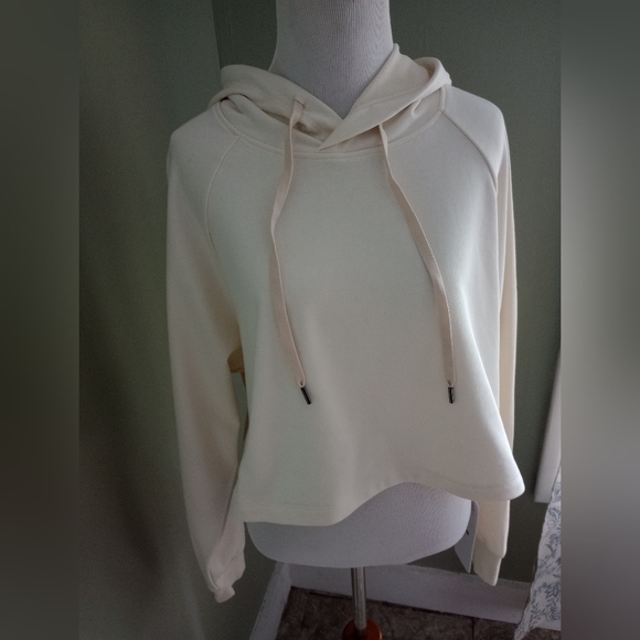NWT CRZ Yoga White Cream Crop Hoodie Size M Medium - Picture 8 of 10